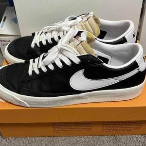 Mens Nike Blazer Low Sneakers